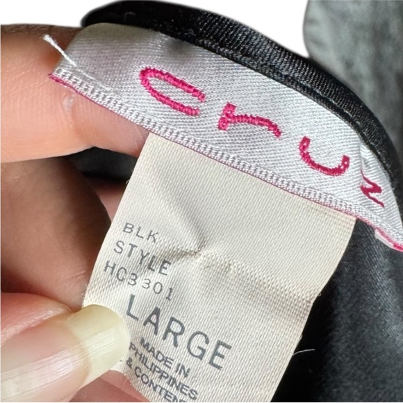 Cruz Vintage Black Satin Nightgown Slip - Picture 5 of 5